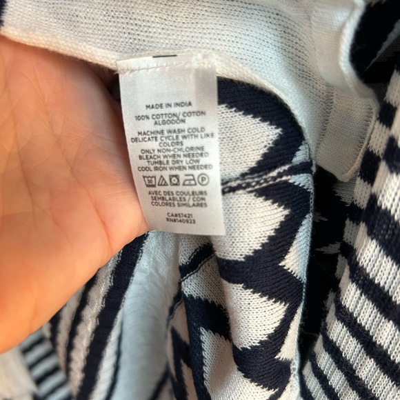 LOFT Black and White Shrug - Picture 4 of 4